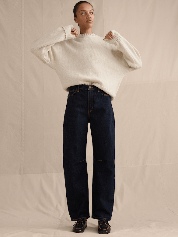 Mid-Rise Barrel Crop Jean