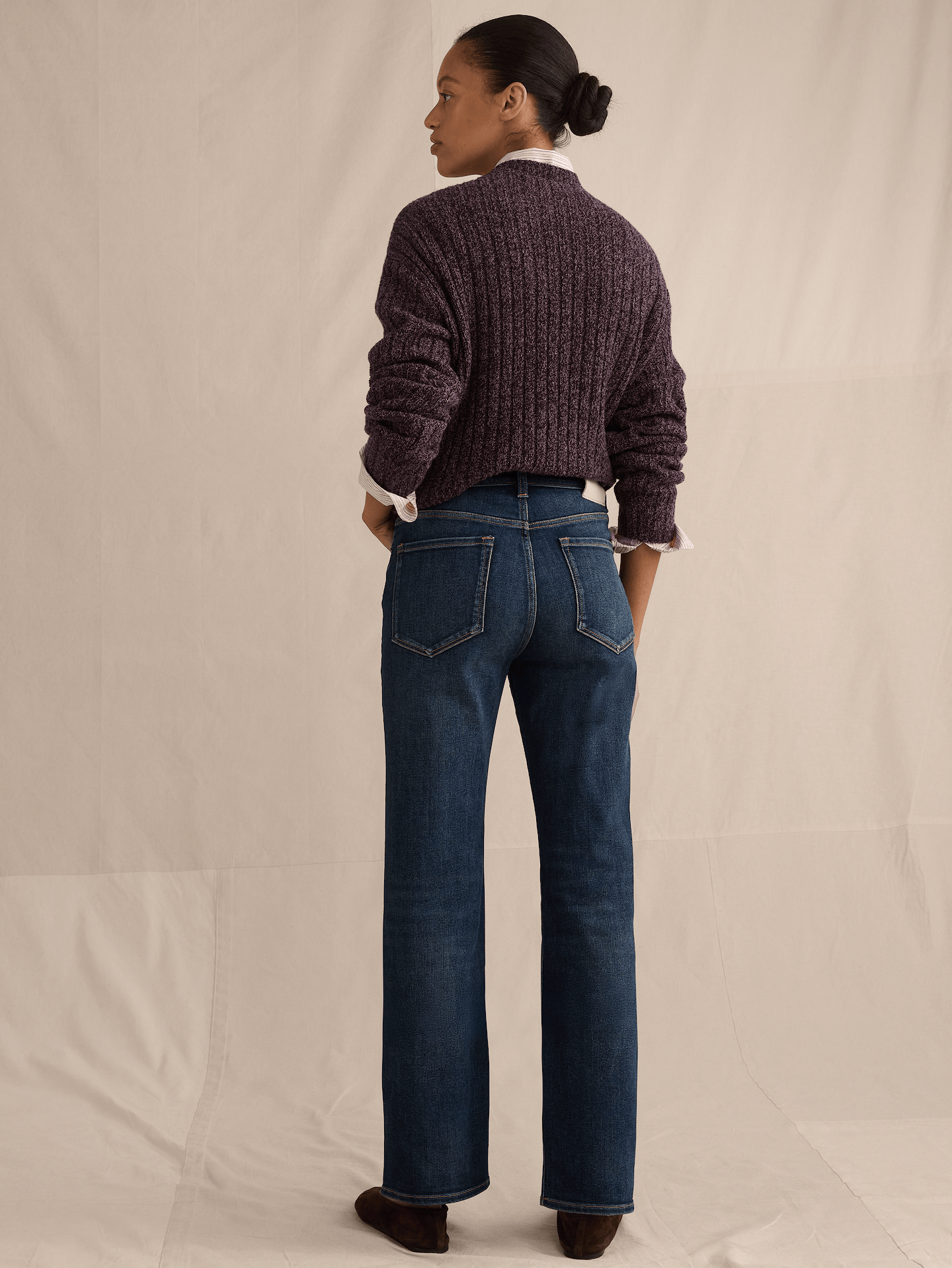 L'image numéro 2 présente Jean évasé à taille haute
