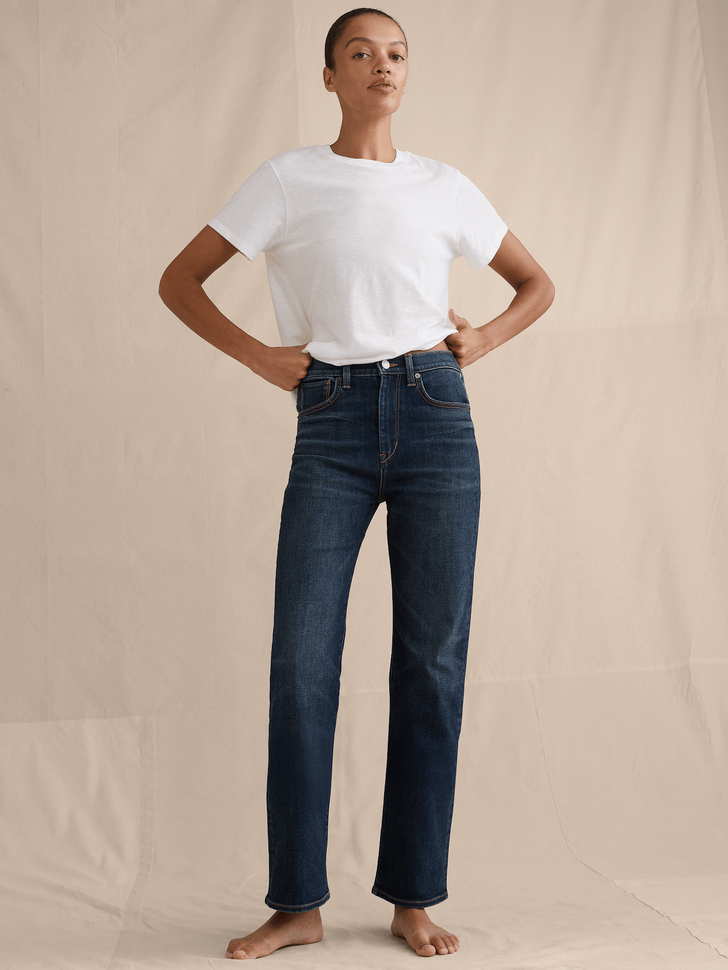 L'image numéro 4 présente Jean évasé à taille haute