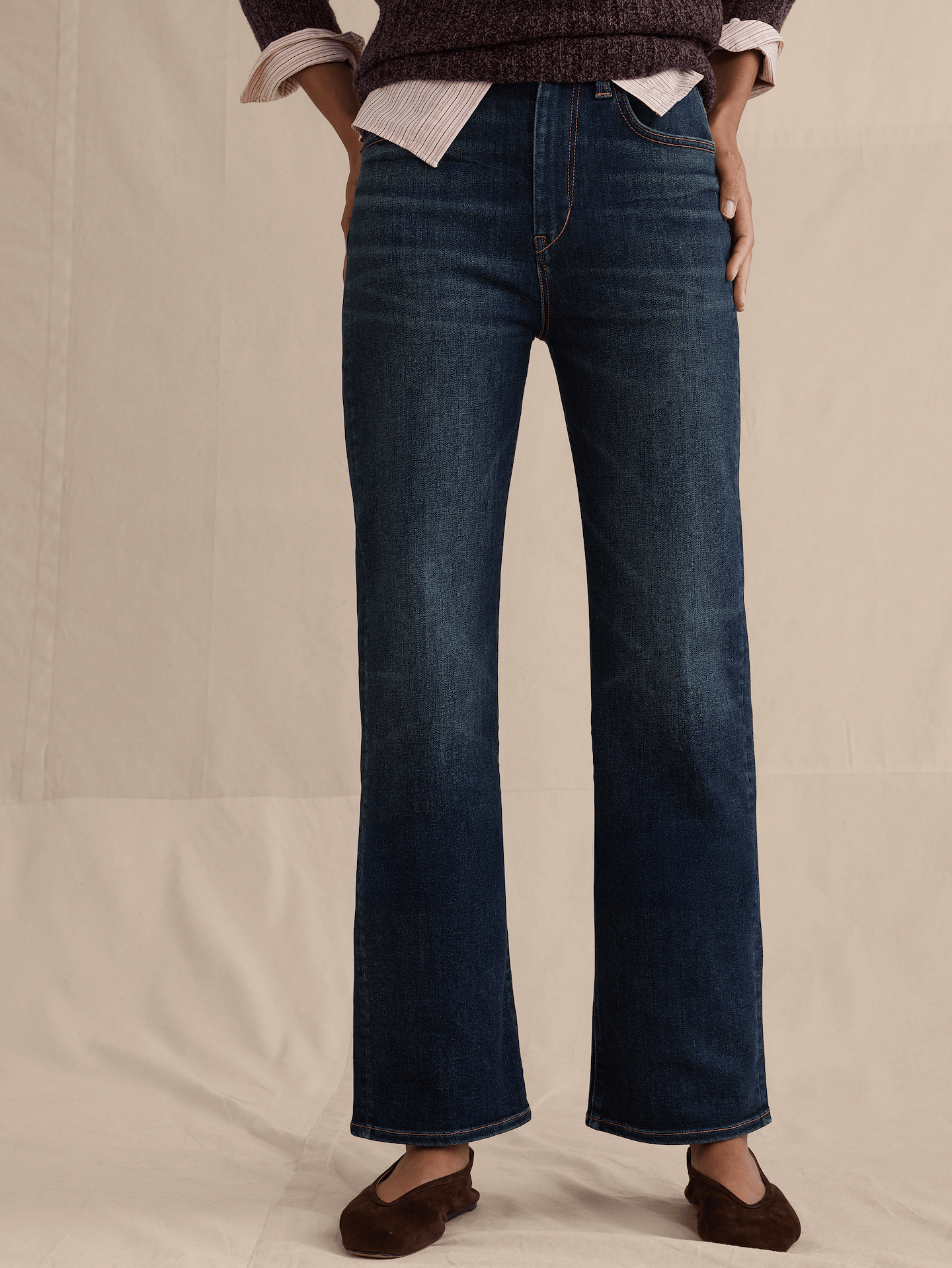 L'image numéro 3 présente Jean évasé à taille haute
