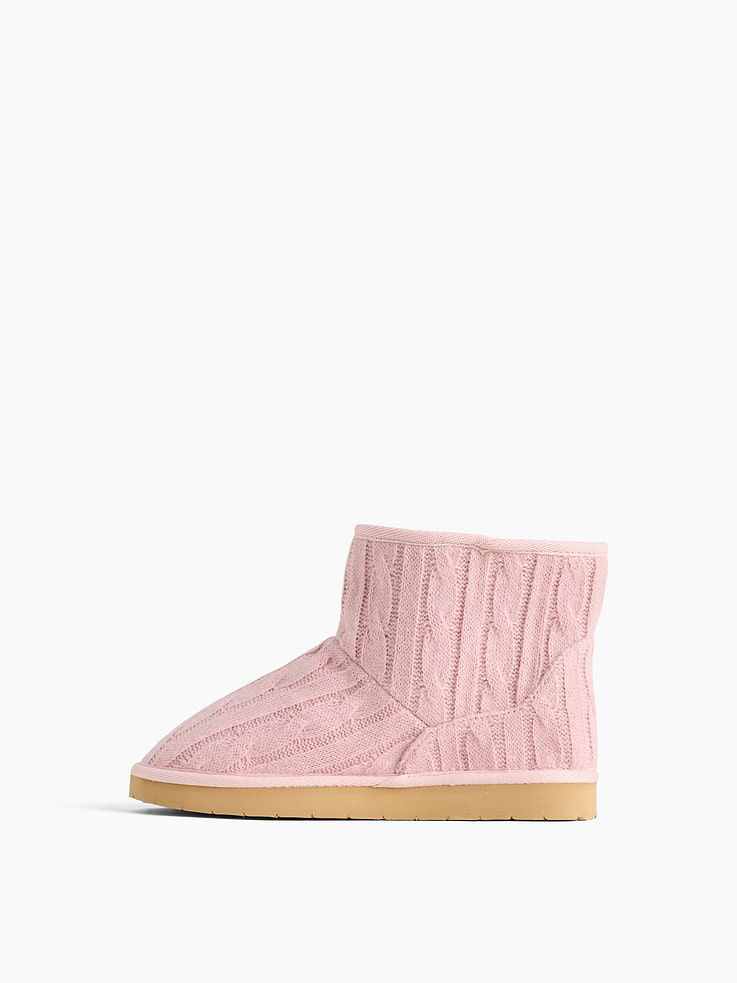 L'image numéro 4 présente Bottes en tricot avec doublure en sherpa pour Bébé