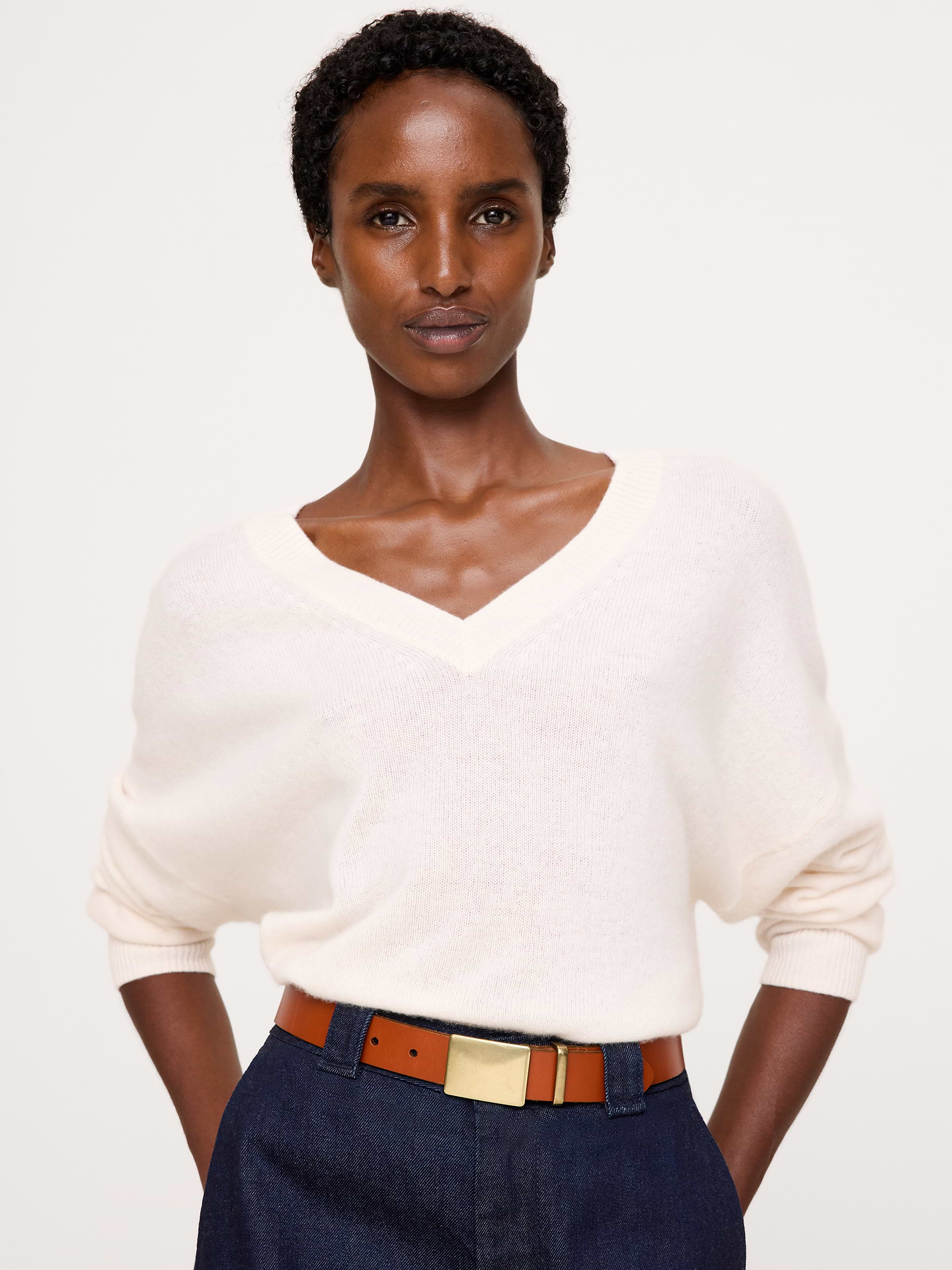 L'image numéro 2 présente Ceinture en cuir à boucle pleine