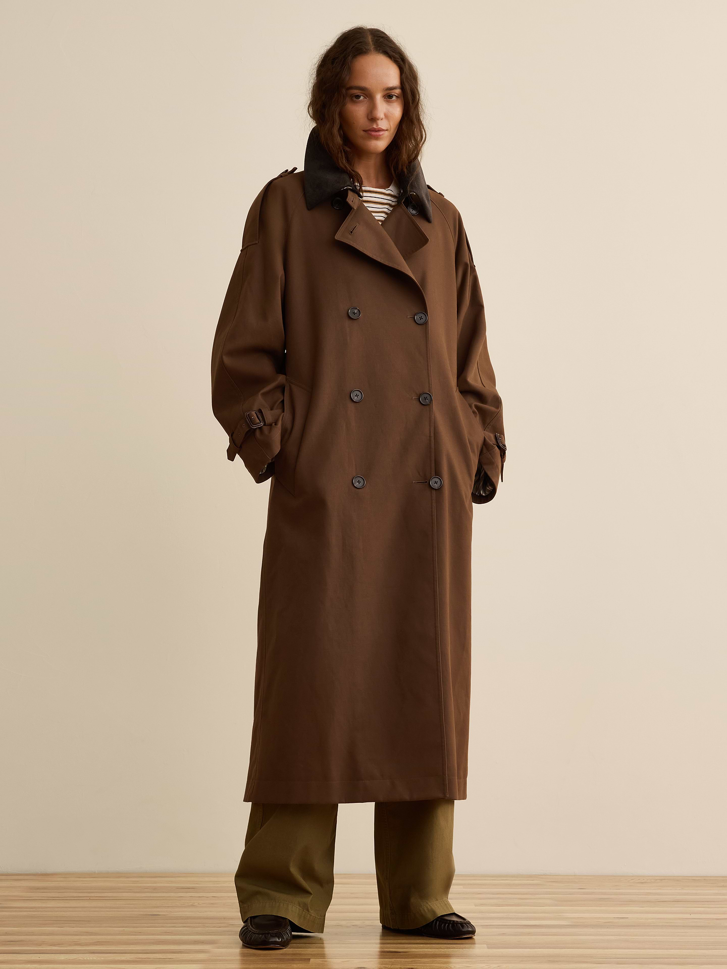 Image number 1 showing, Banana Republic x La Ligne | The Cape Trench Coat