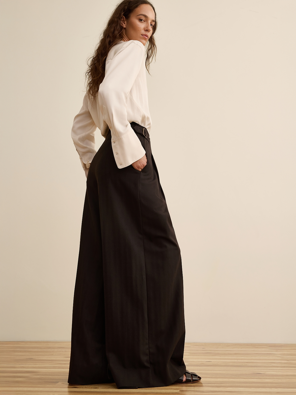 Banana Republic x La Ligne | The Wide-Leg Pant | Banana Republic