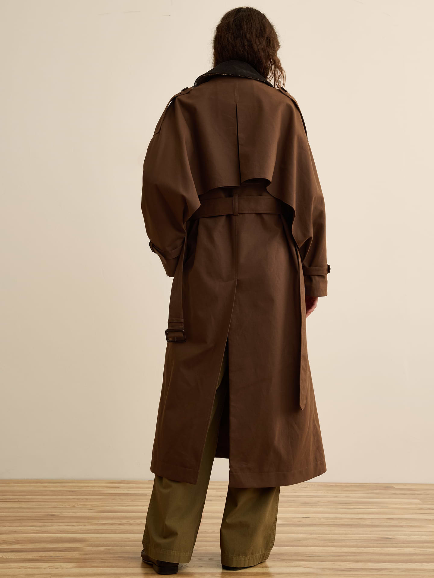 Image number 2 showing, Banana Republic x La Ligne | The Cape Trench Coat