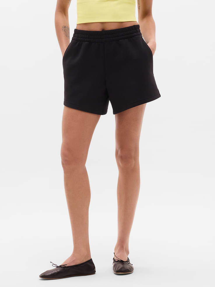 Image number 2 showing, Form Knit Mid Rise 6" Short