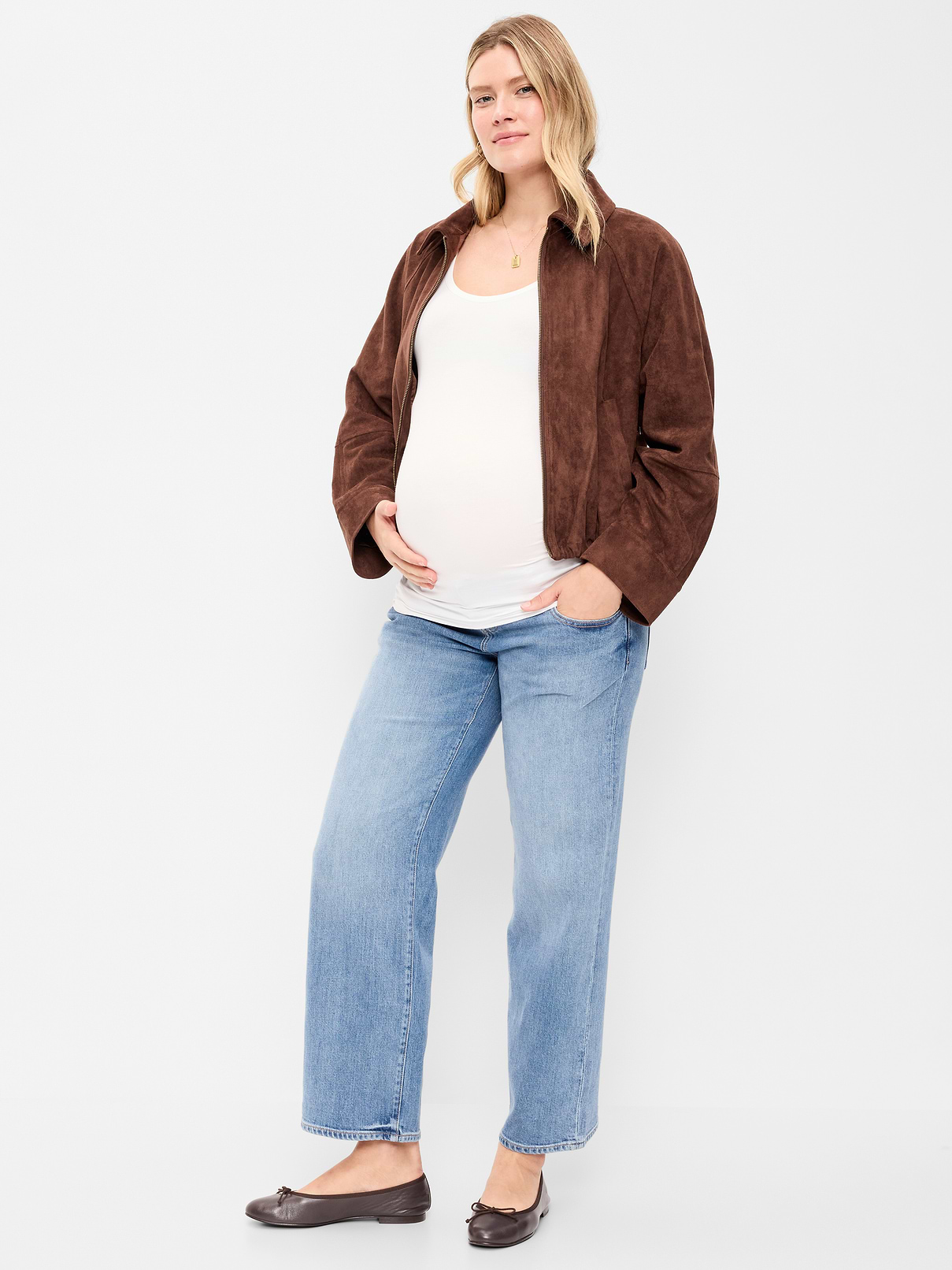 L'image numéro 1 présente Jean OG ample à taille basse de maternité