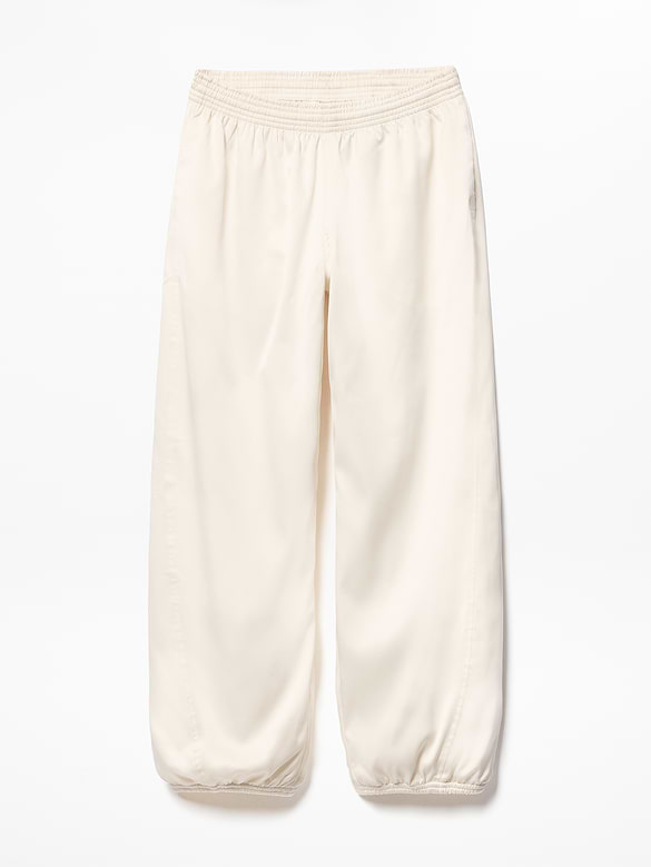 Athleta Girl Run Free Satin Bubble Pant