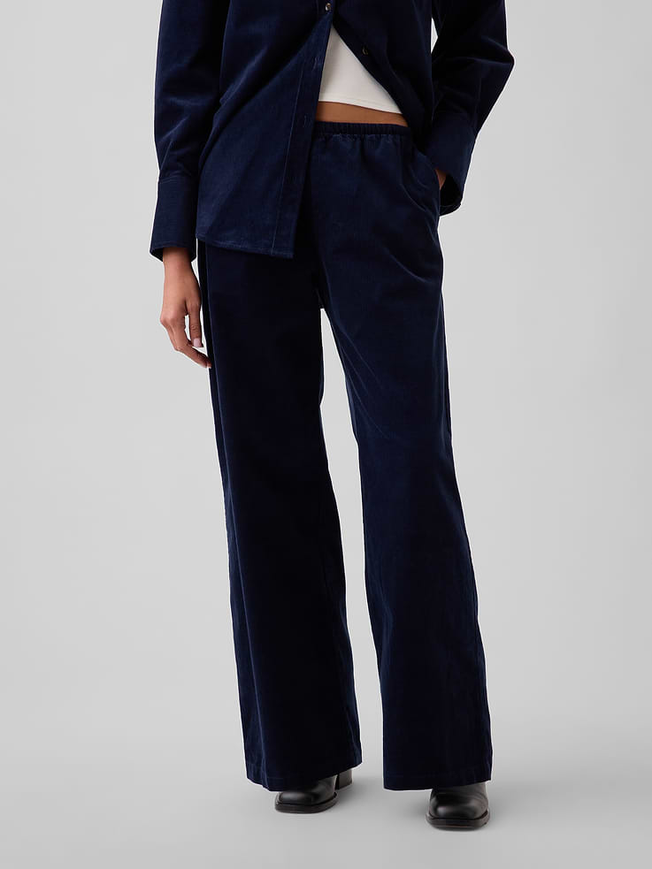 L'image numéro 2 présente Pantalon confort à jambe large en velours côtelé