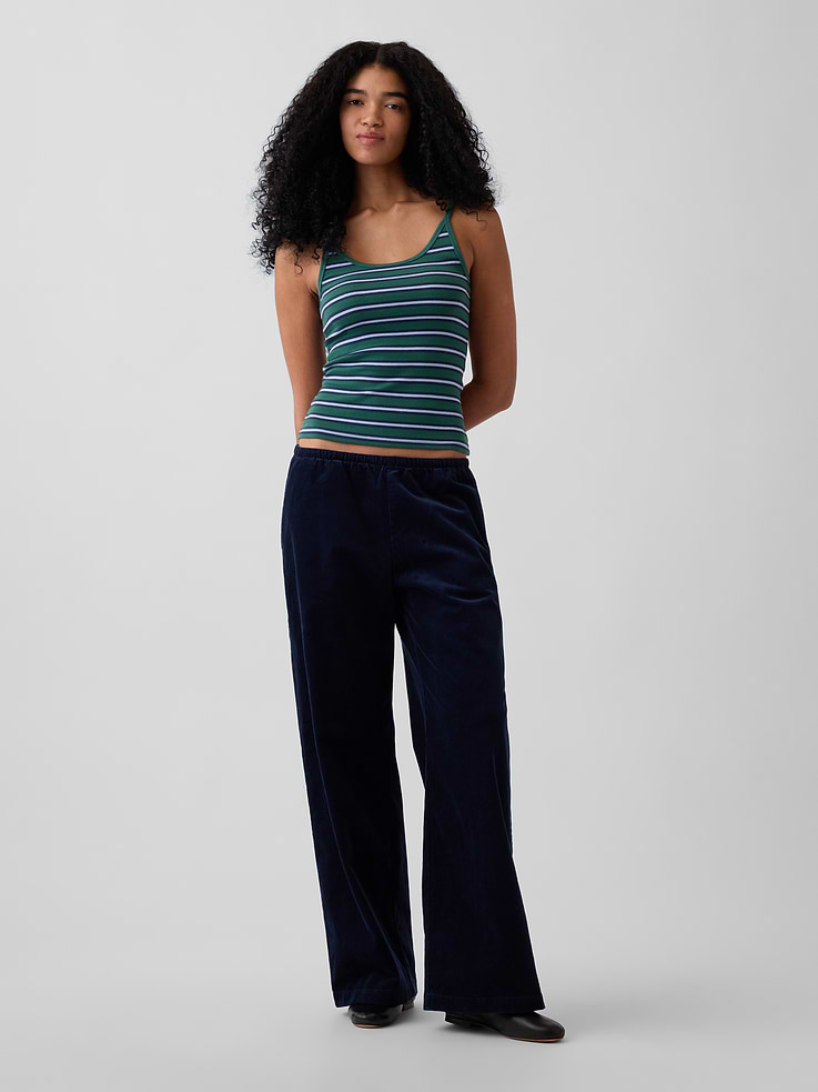 L'image numéro 6 présente Pantalon confort à jambe large en velours côtelé