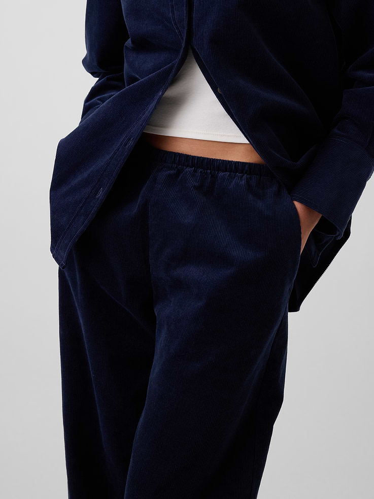 L'image numéro 5 présente Pantalon confort à jambe large en velours côtelé