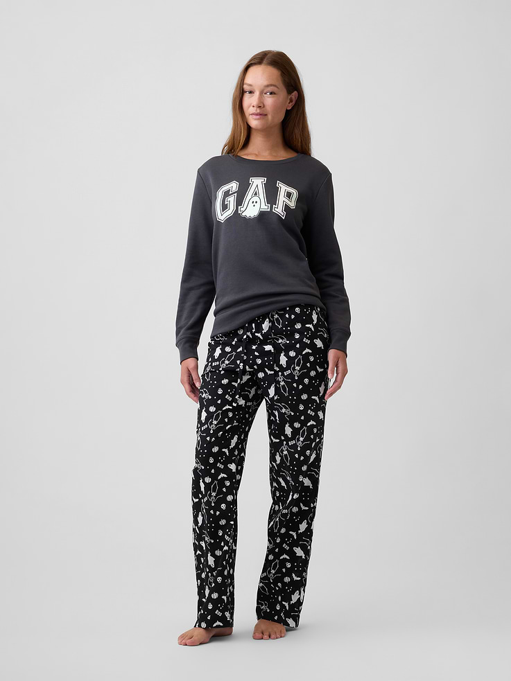 Image number 3 showing, Relaxed Gap Logo Sweatshirt