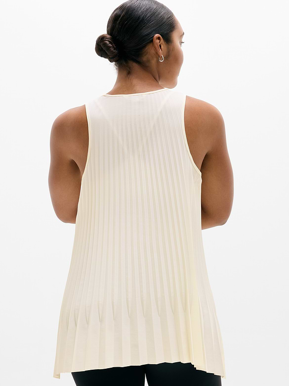 Featherweight Plissé Tank
