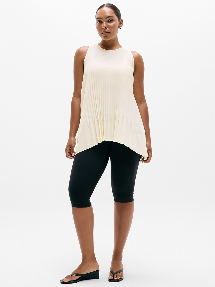 Image number 2 showing, Featherweight Plissé Tank
