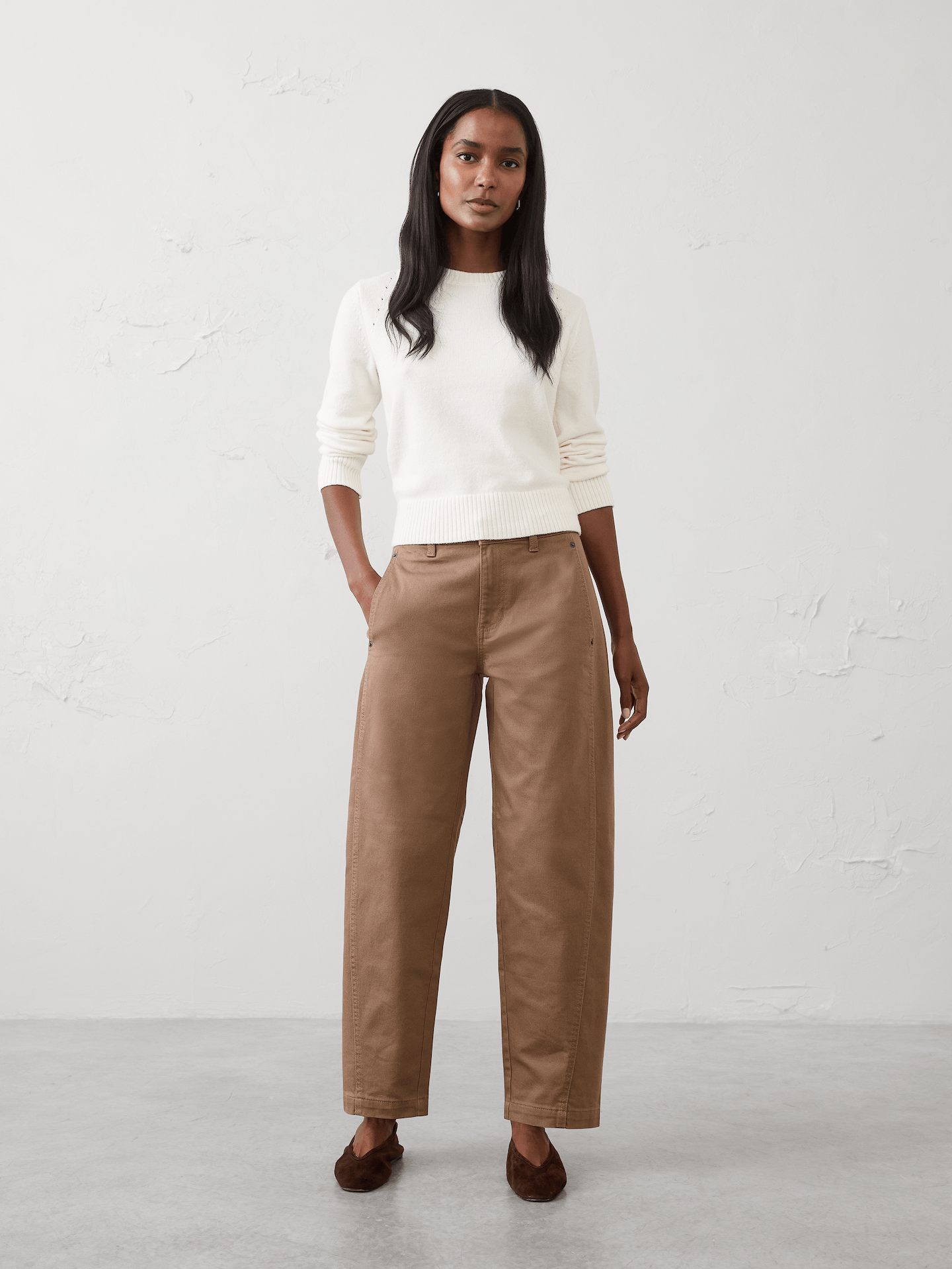 Image number 1 showing, Barrel-Leg Mid-Rise Seamed Jean