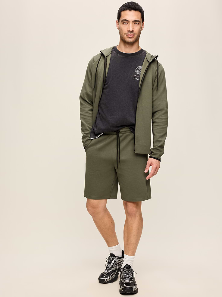 Image number 2 showing, Dynamic Fleece 4.0 Shorts -- 8-inch inseam