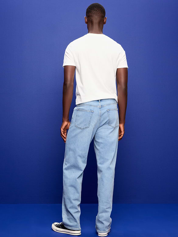 Relaxed Loose Built-In Flex Jeans