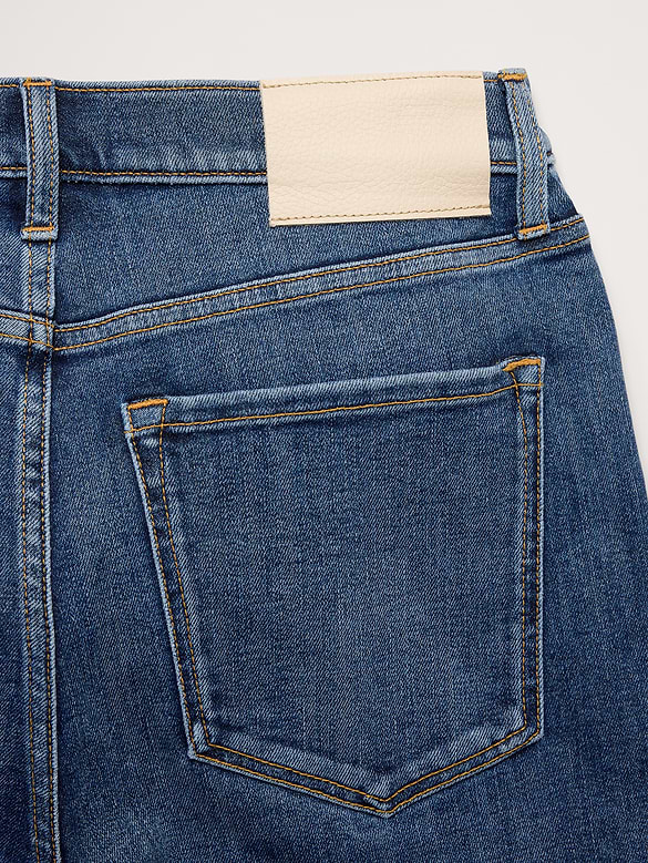 High-Rise Slim Jean