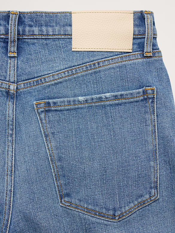 High-Rise Relaxed Wide-Leg Jean