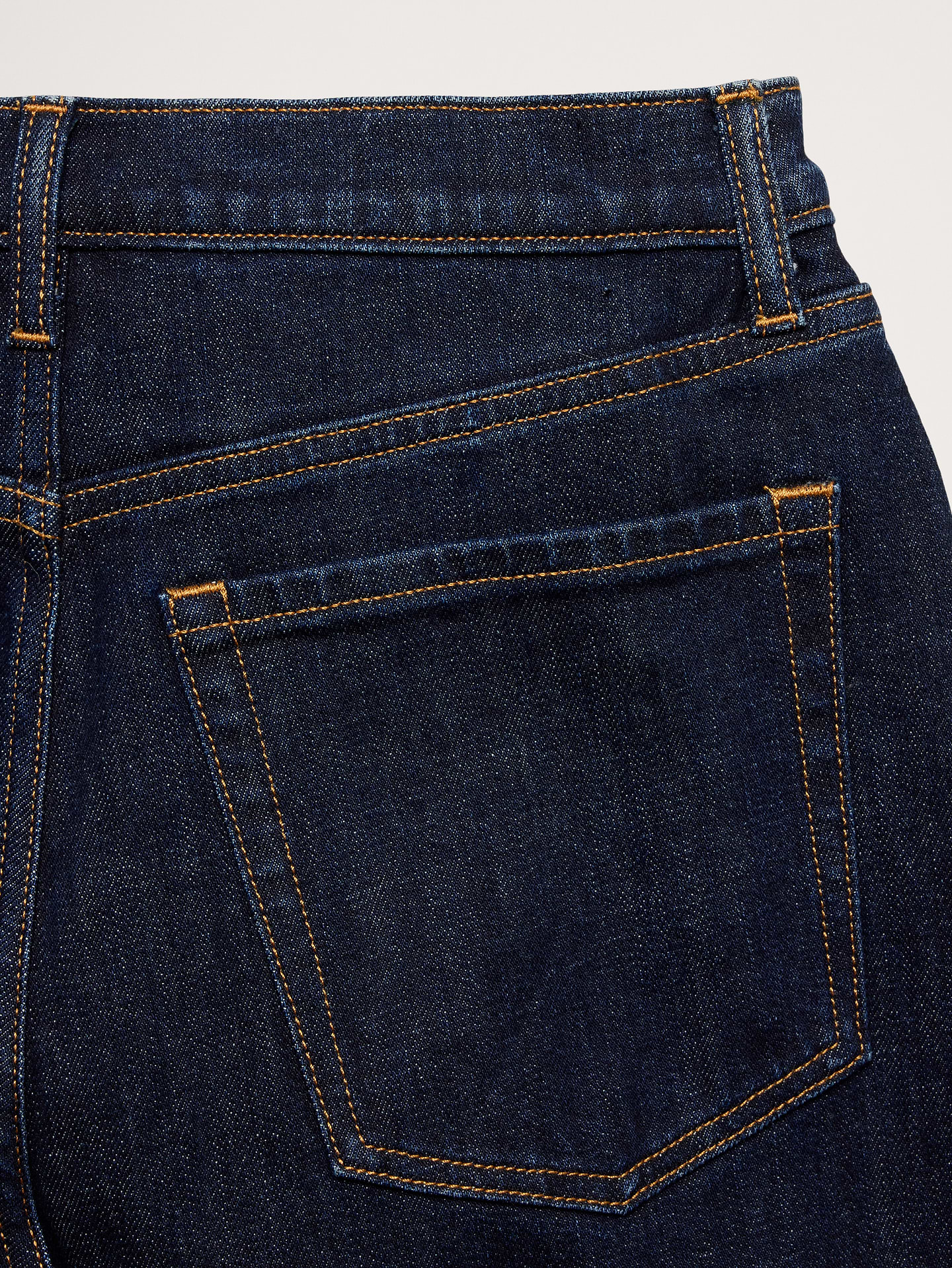 Image number 6 showing, Mid-Rise Barrel Crop Jean