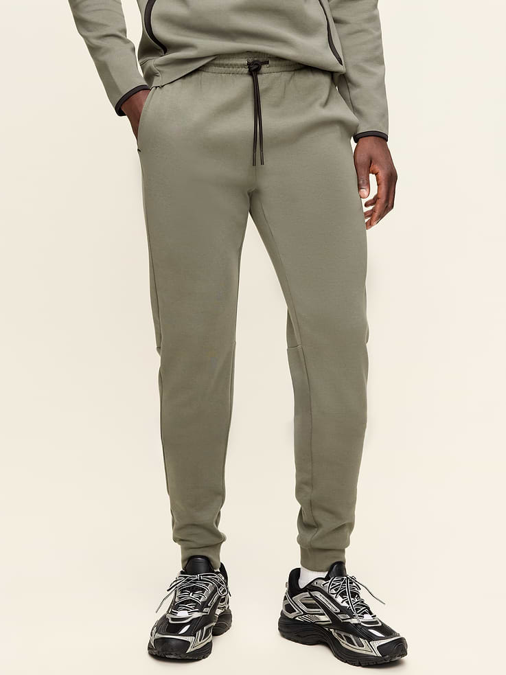 Image number 1 showing, Dynamic Fleece 4.0 Joggers