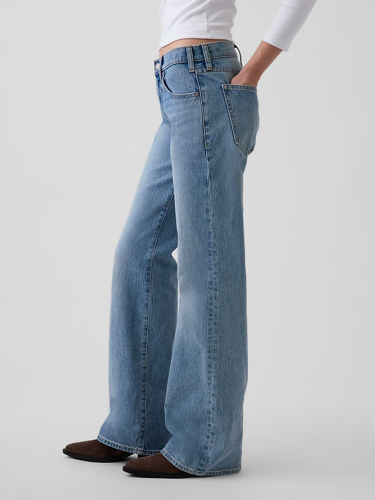 Image number 3 showing, Mid Rise Relaxed Flare Jeans