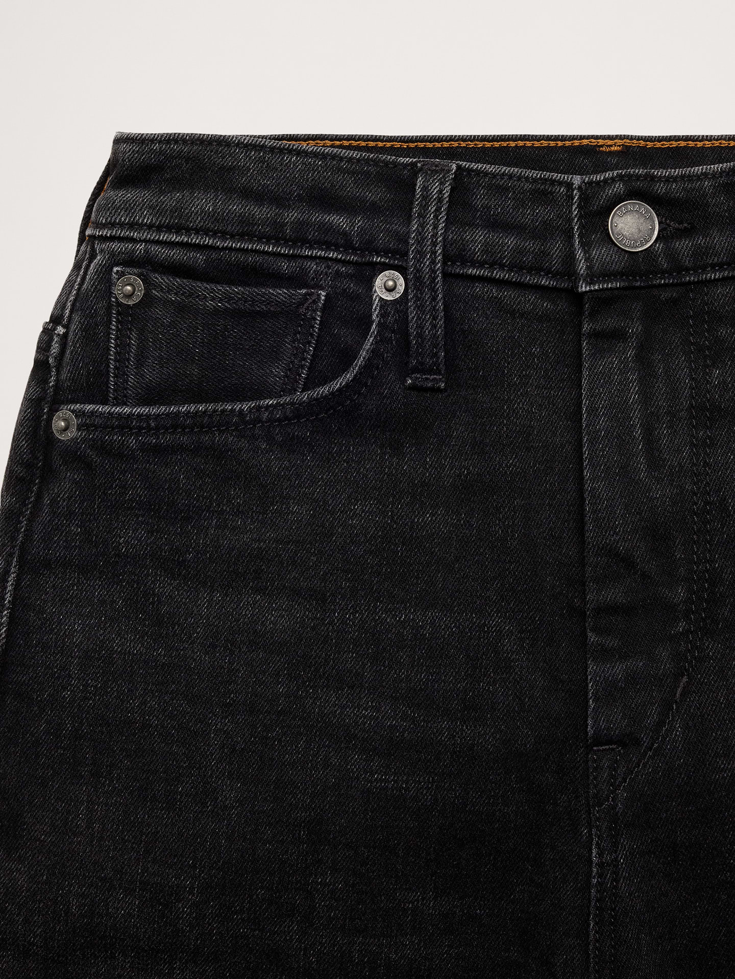 L'image numéro 7 présente Jean évasé à taille très haute