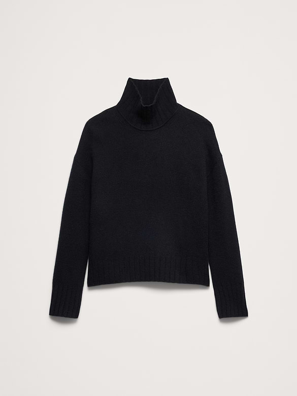 Oversized Cashmere Turtleneck Sweater