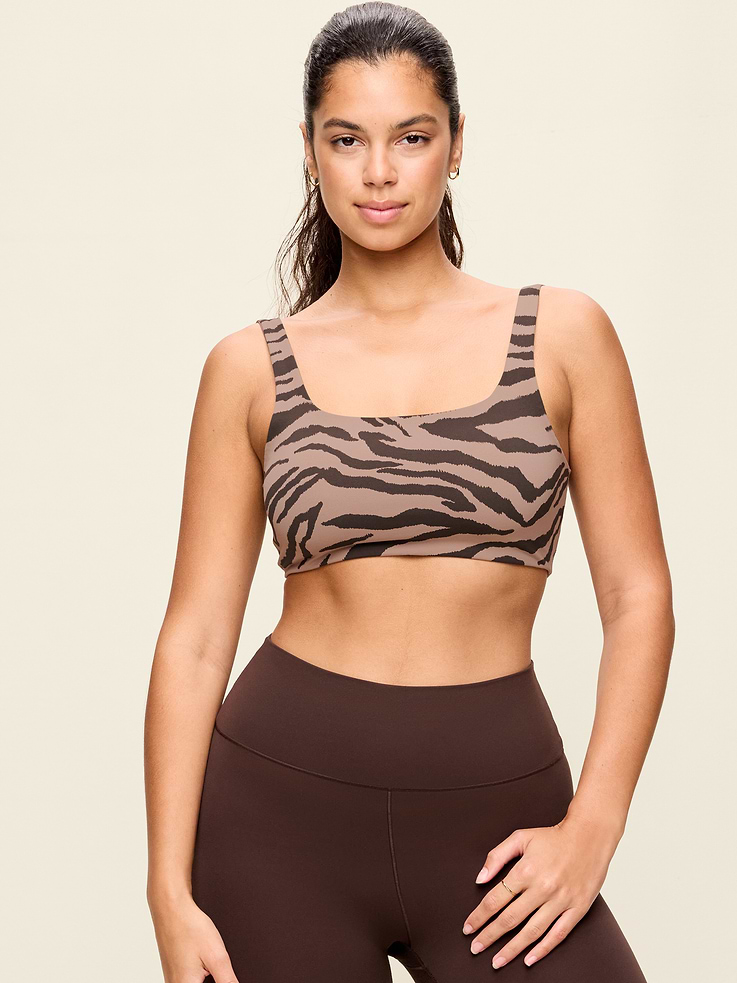 Image number 4 showing, Light Support StudioSmooth Square-Neck Sports Bra