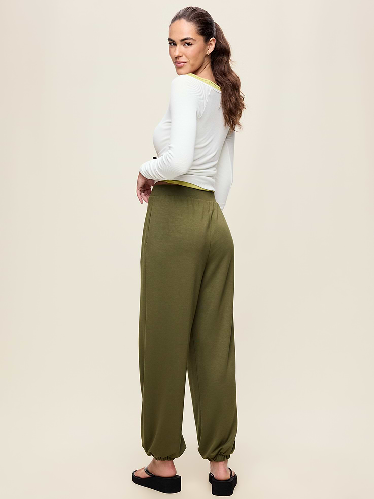 Image number 3 showing, Oversized Bounce Lite Bubble Jogger Sweatpants