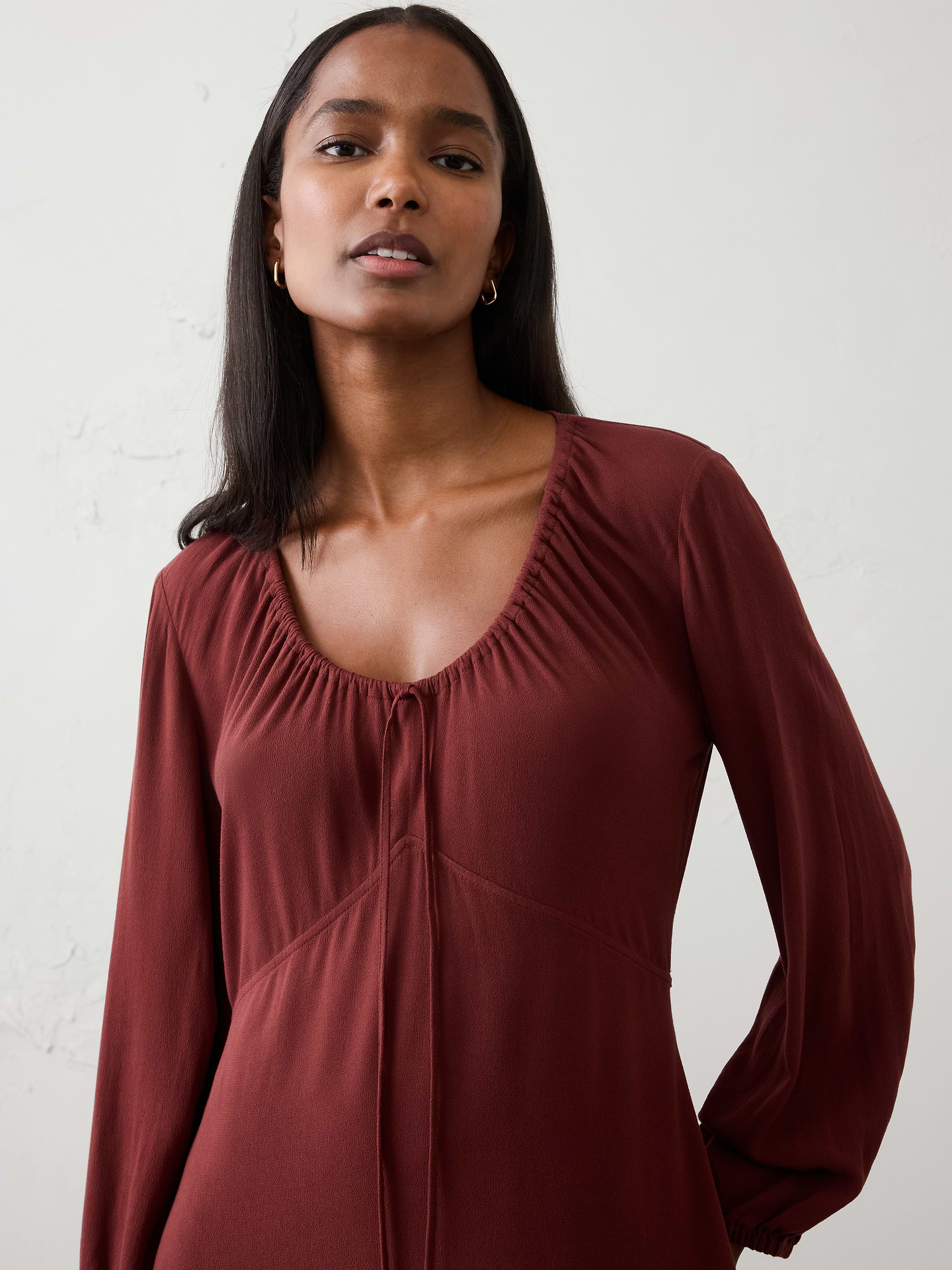 Image number 3 showing, Cinched Scoop-Neck Midi Dress