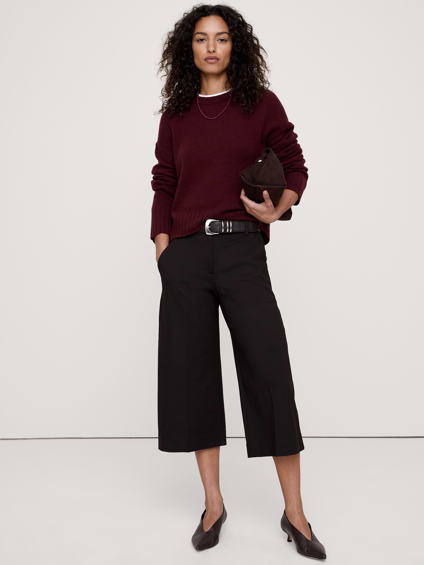 L'image numéro 1 présente Pantalon gaucho à taille haute en tricot point de Rome