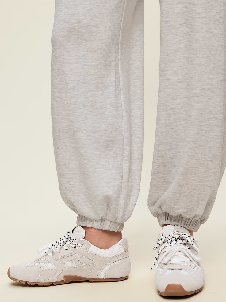 Image number 5 showing, Oversized Bounce Lite Bubble Jogger Sweatpants