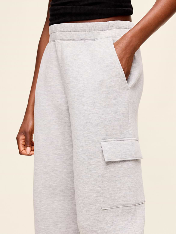 High-Waisted Bounce Fleece Wide-Leg Cargo Sweatpants