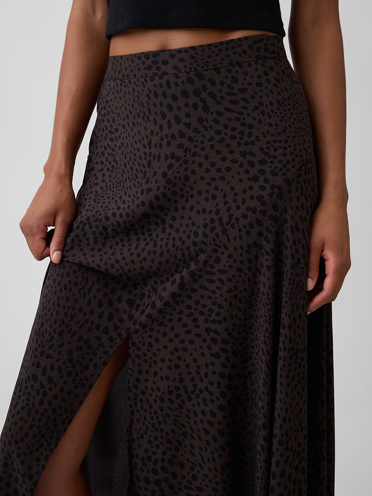 Image 4 of 5, Pleated Midi Skirt