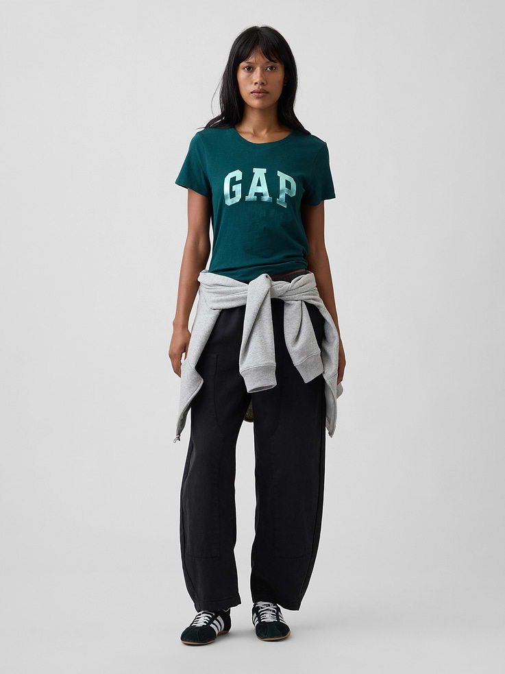 Image 3 of 5, Gap Logo T-Shirt