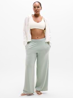 Coaster Luxe Straight Leg Pant — Vera by Athleta