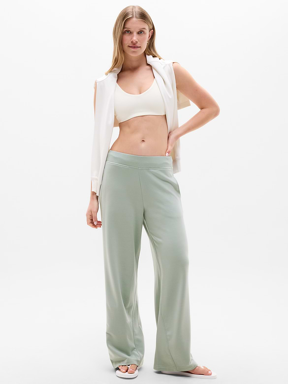 Coaster Luxe Straight Leg Pant