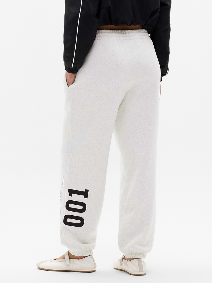 Image 3 of 6, Forever Fleece Jogger Graphic 001, App exclusive