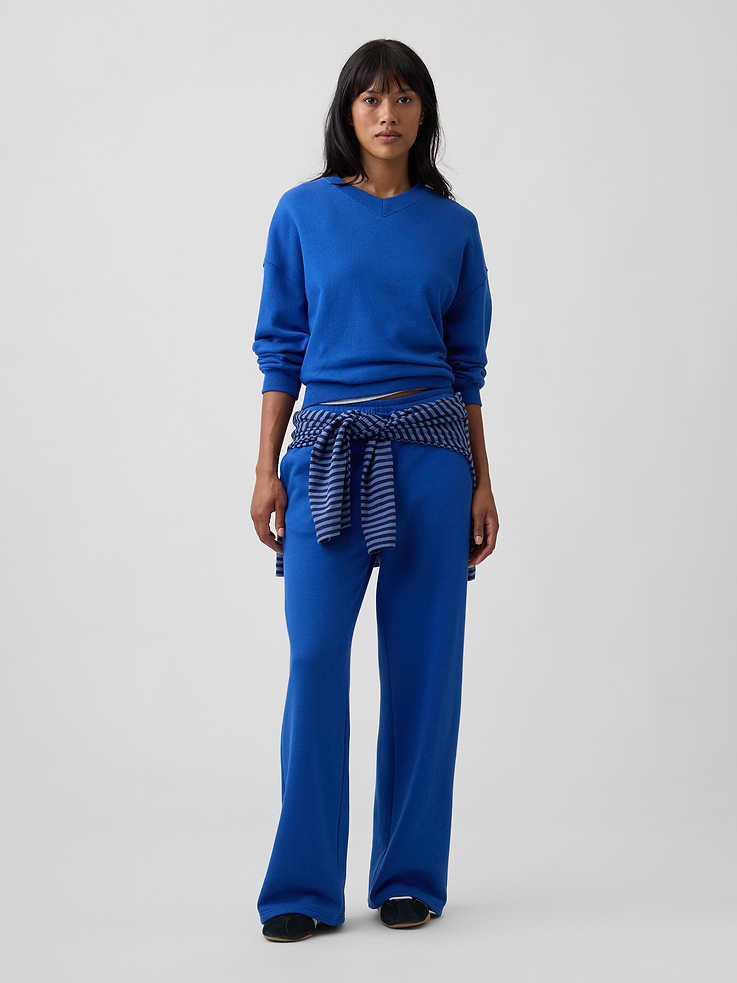 Image number 3 showing, Oversized Wedge V-Neck Sweatshirt