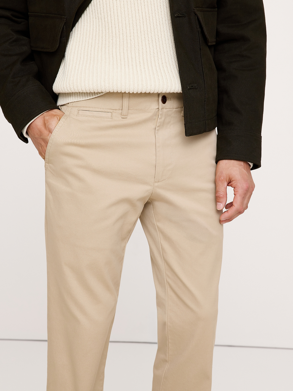 Straight Lived-In Chino | Banana Republic