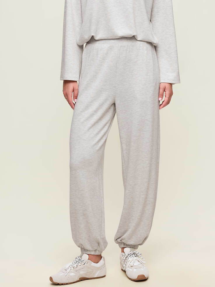 Image number 1 showing, Oversized Bounce Lite Bubble Jogger Sweatpants