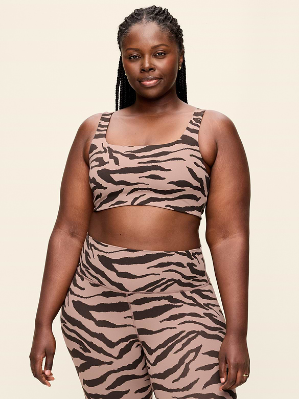 Light Support StudioSmooth Square-Neck Sports Bra
