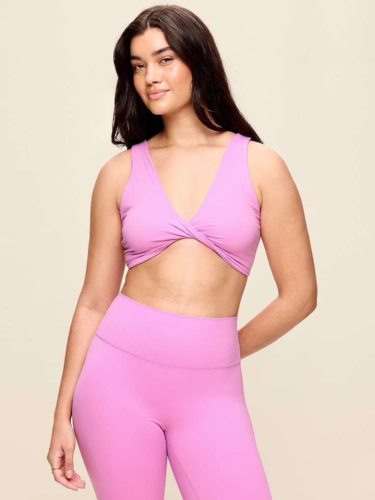Image 4 of 9, Light Support StudioSmooth Twist-Front Sports Bra