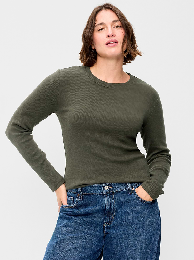 L'image numéro 5 présente T-shirt ajusté à manches longues
