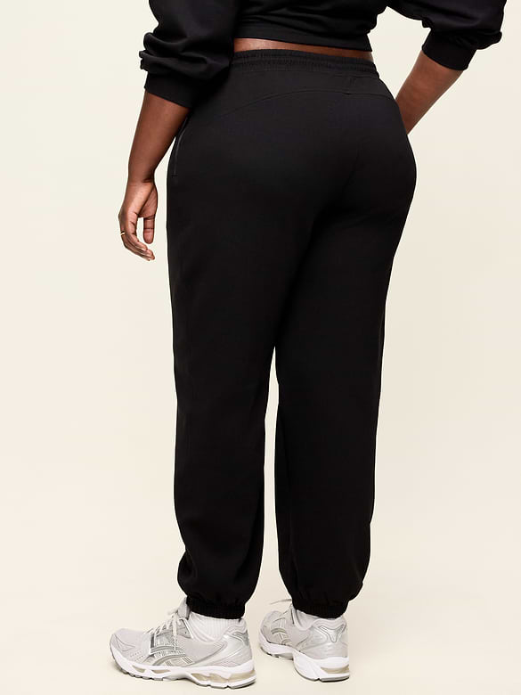 Dynamic Fleece Joggers
