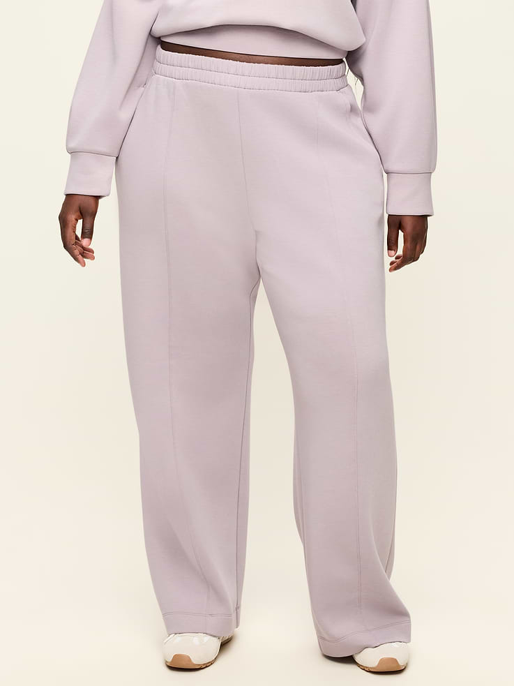 Image number 5 showing, High-Waisted Bounce Fleece Wide-Leg Sweatpants