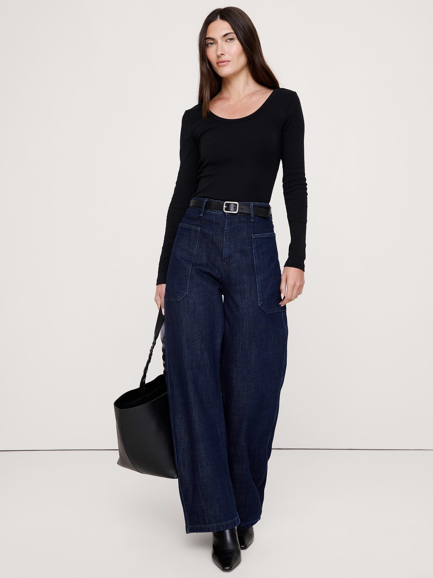 Image number 1 showing, Minimalist Cotton Long-Sleeve Scoop-Neck T-Shirt
