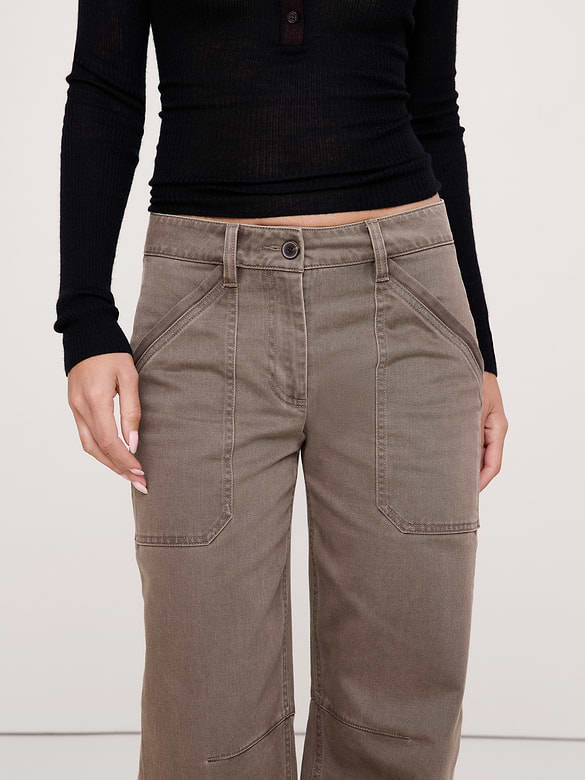 Low-Rise Relaxed Utility Pant
