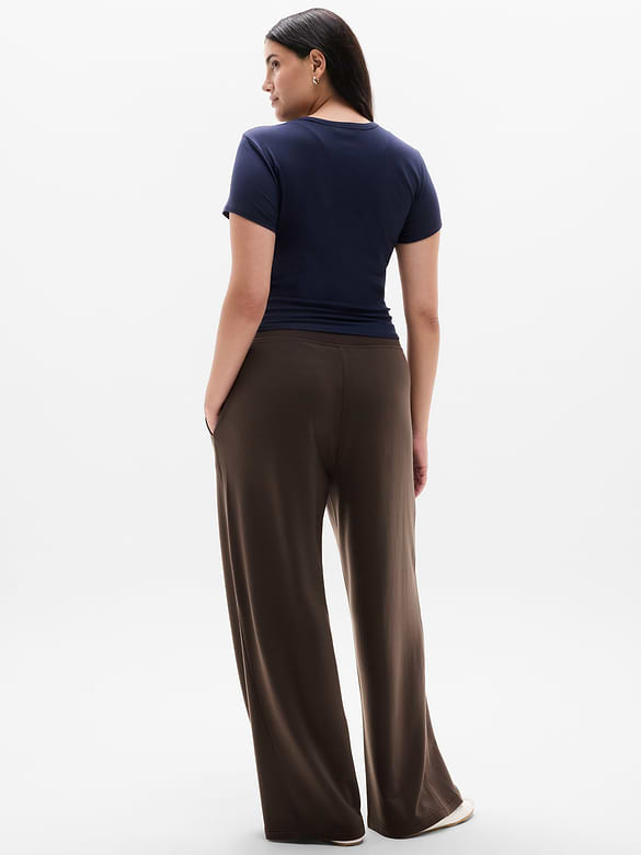 Coaster Luxe Straight Leg Pant
